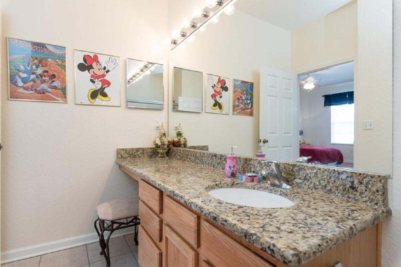Luxurious Condo - Just 2 Miles From Disney #404 Orlando Exterior photo